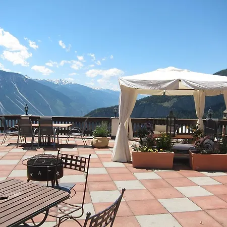La Demeure Des Elfes Bed & Breakfast