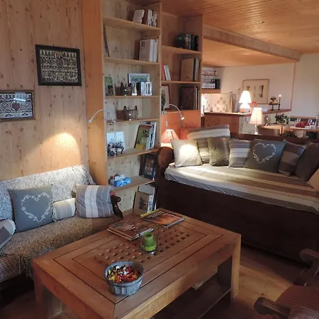 La Demeure Des Elfes Bed & Breakfast