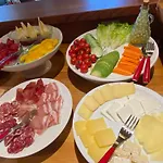 Frühstückspension La Demeure Des Elfes 3*